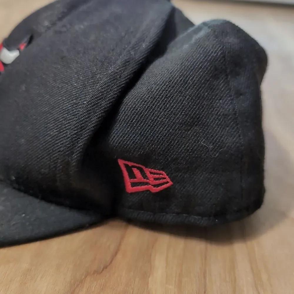 Chicago‎ Bulls Size 7 1/2 New Era 59FIFTY Black Hat